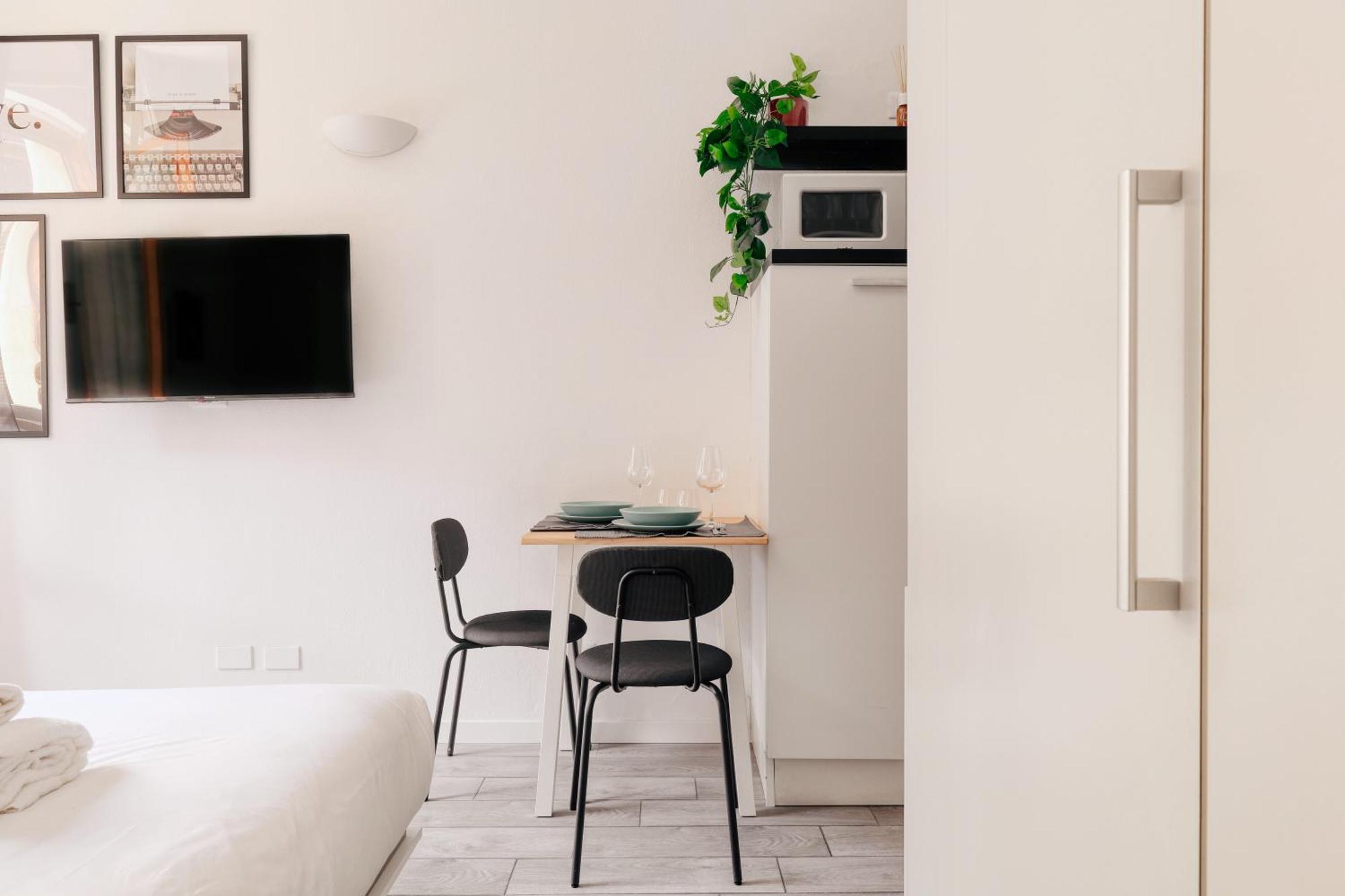 Quiet And Comfortable - Corso Vercelli